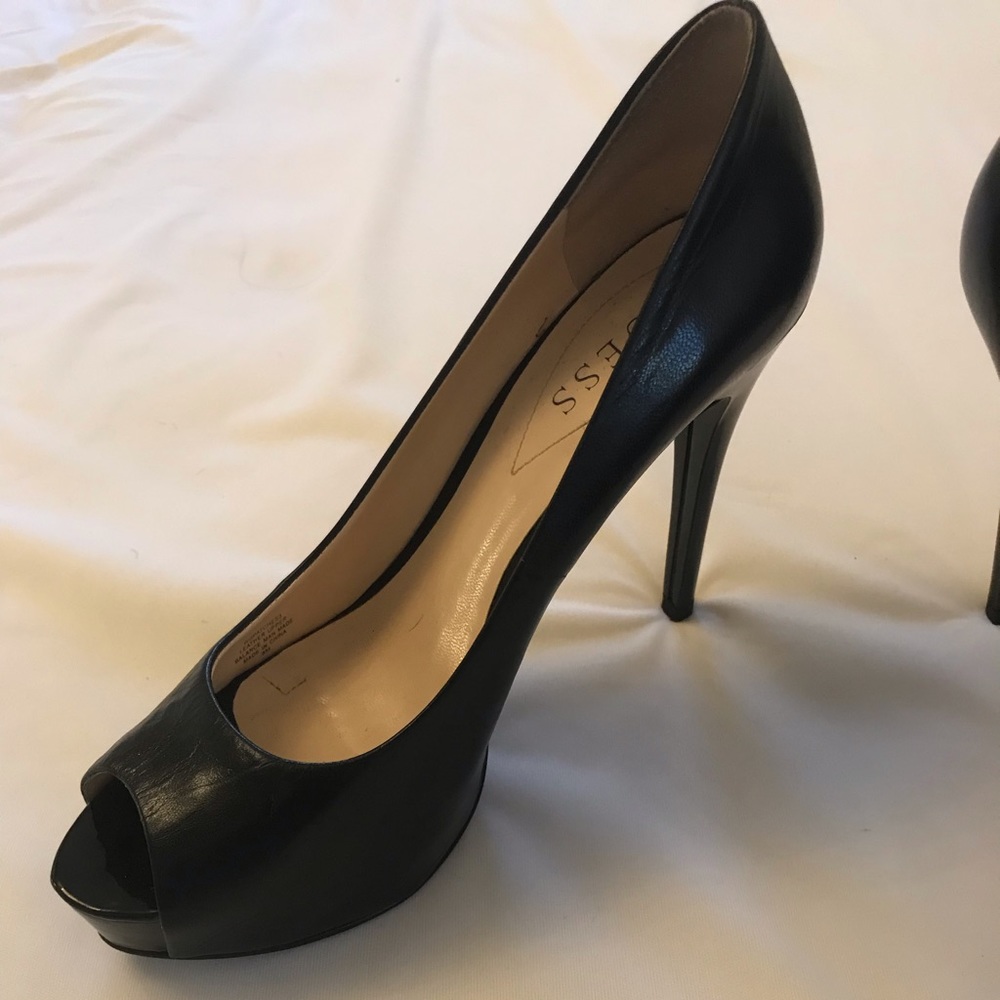 Guess stiletto